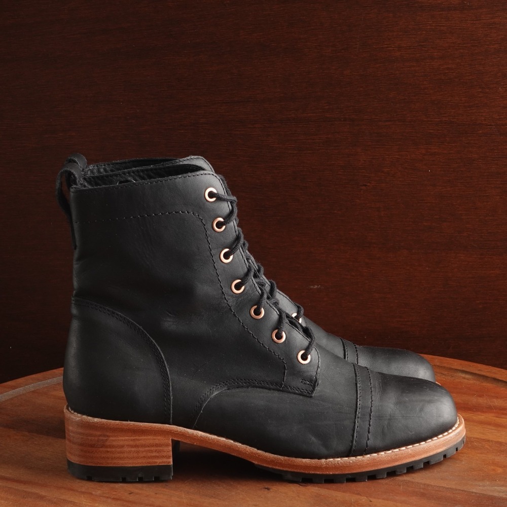 Patina Combat Boots WMS SZ 7.5 BLK Portland Leather Goods Cap Toe Heritage Ankle